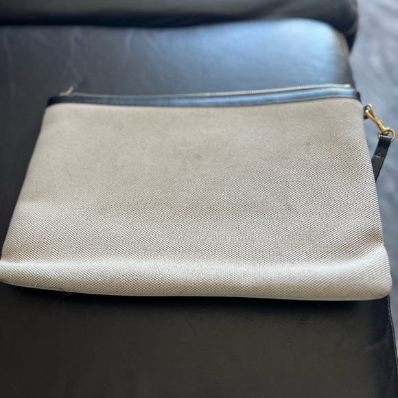 YSL authentic laptop sleeve - Picture 5 of 5